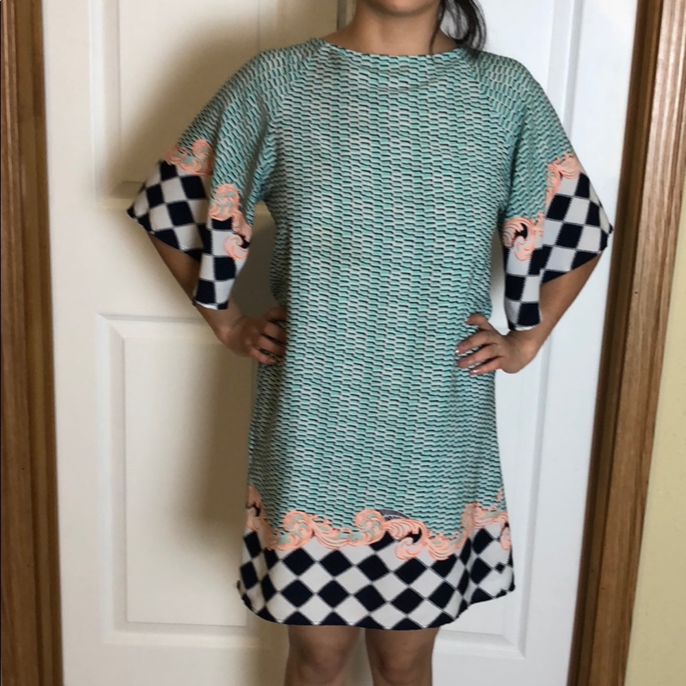 Mini flowy dress